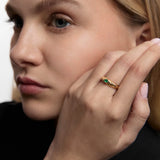 Sortija Alessia de Esmeralda en Oro Amarillo de 18 kt