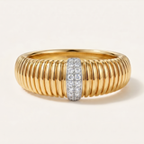 Sortija Victoria Petite de Diamantes en Oro Amarillo de 18 kt