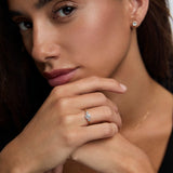 Sortija Aveline de Diamante Natural y Topacios en Oro Amarillo y Blanco de 18 kt