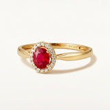 Sortija Juliette Oval de Diamantes Naturales y Rubí en Oro Amarillo de 18 kt