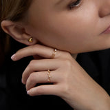 Sortija Tiny Diamond Stardust en Oro Amarillo de 18 kt