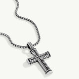 Collar Arvel Cruz Relief en Plata de Primera Ley
