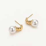 Pendientes Medio Aro Sleek Lines con Perlas en Plata 925 Bañada en Oro de 18 Kt