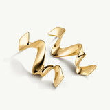 Pendientes Vira en Plata 925 Bañada en Oro de 18 Kt