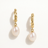 Pendientes Onda con Perla en Plata 925 Bañada en Oro de 18 Kt