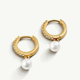 Pendientes Lyra con Perla en Plata 925 Bañada en Oro de 18 Kt
