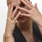 Sortija Callie Wave en Plata 925 Bañada en Oro de 18 Kt